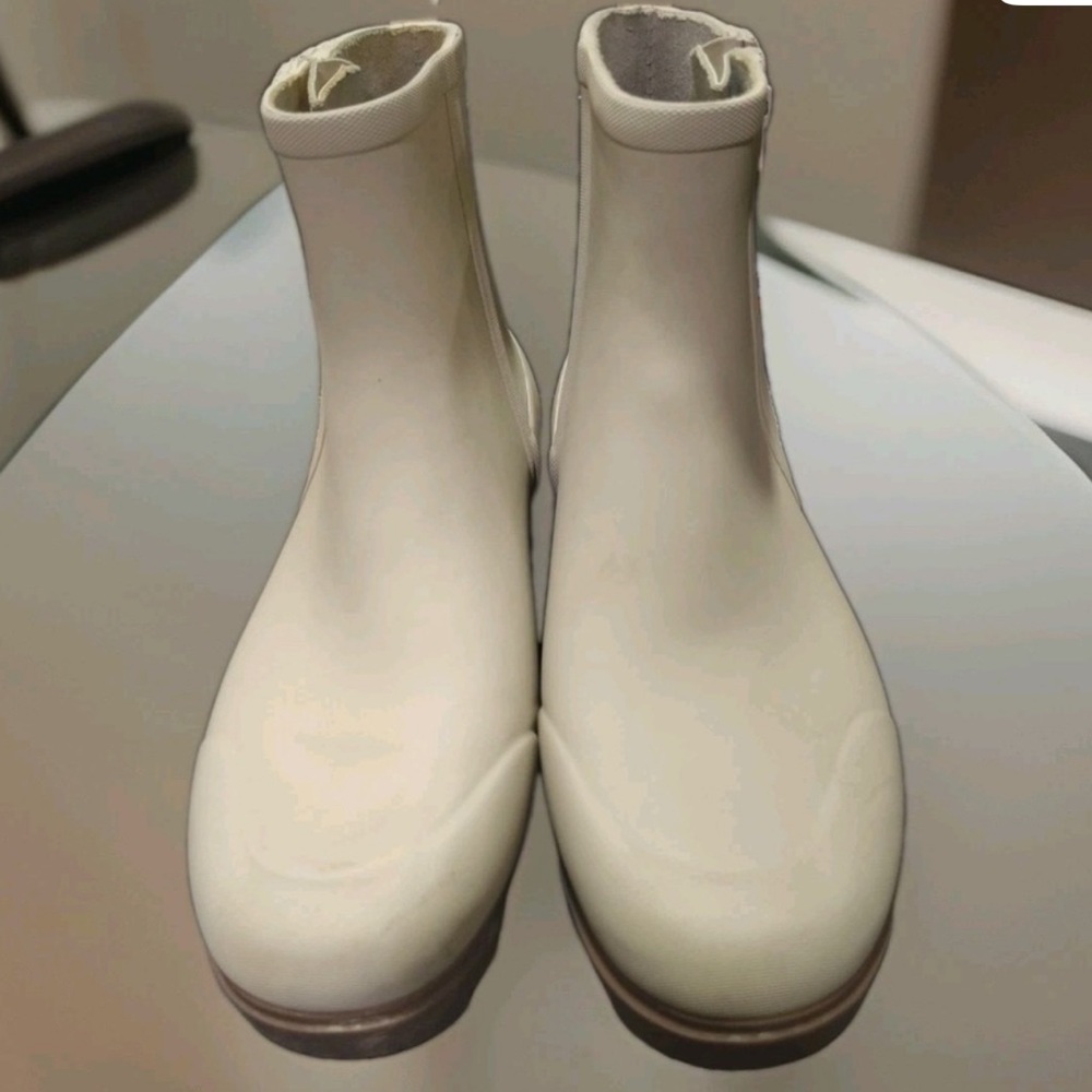 Bogs Holly Rain Zip Rainboot Women's Size
US 10 Oatmeal Waterproof